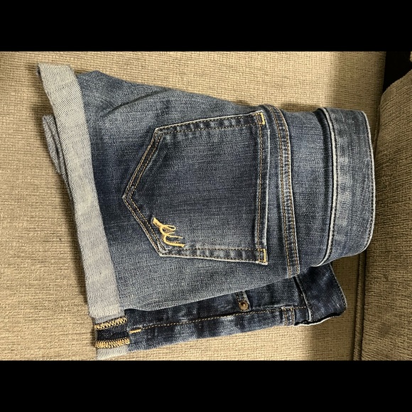 Express Jean shorts - Picture 3 of 4